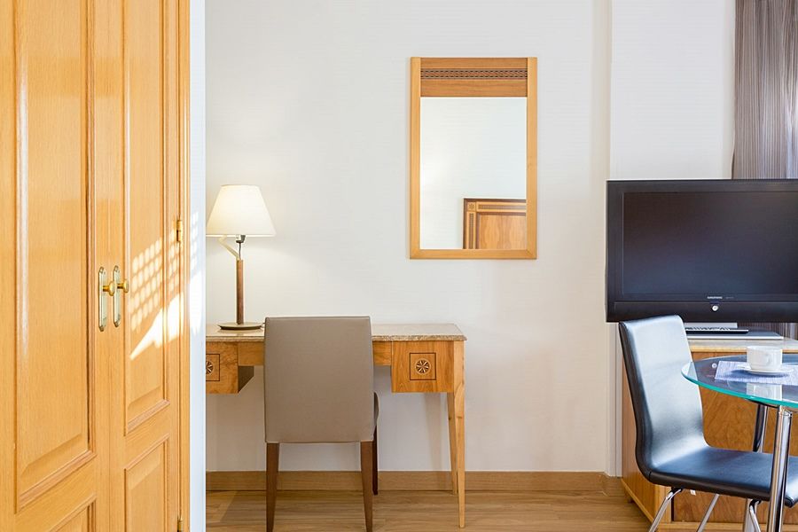 Apartamentos Leganitos Madrid Esterno foto