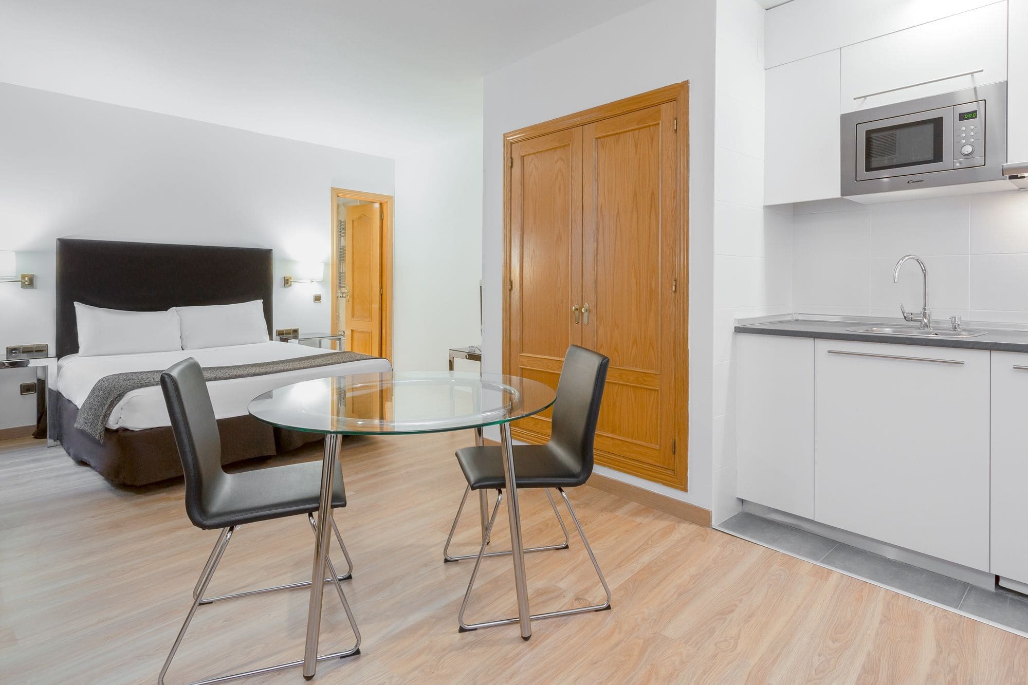 Apartamentos Leganitos Madrid Esterno foto
