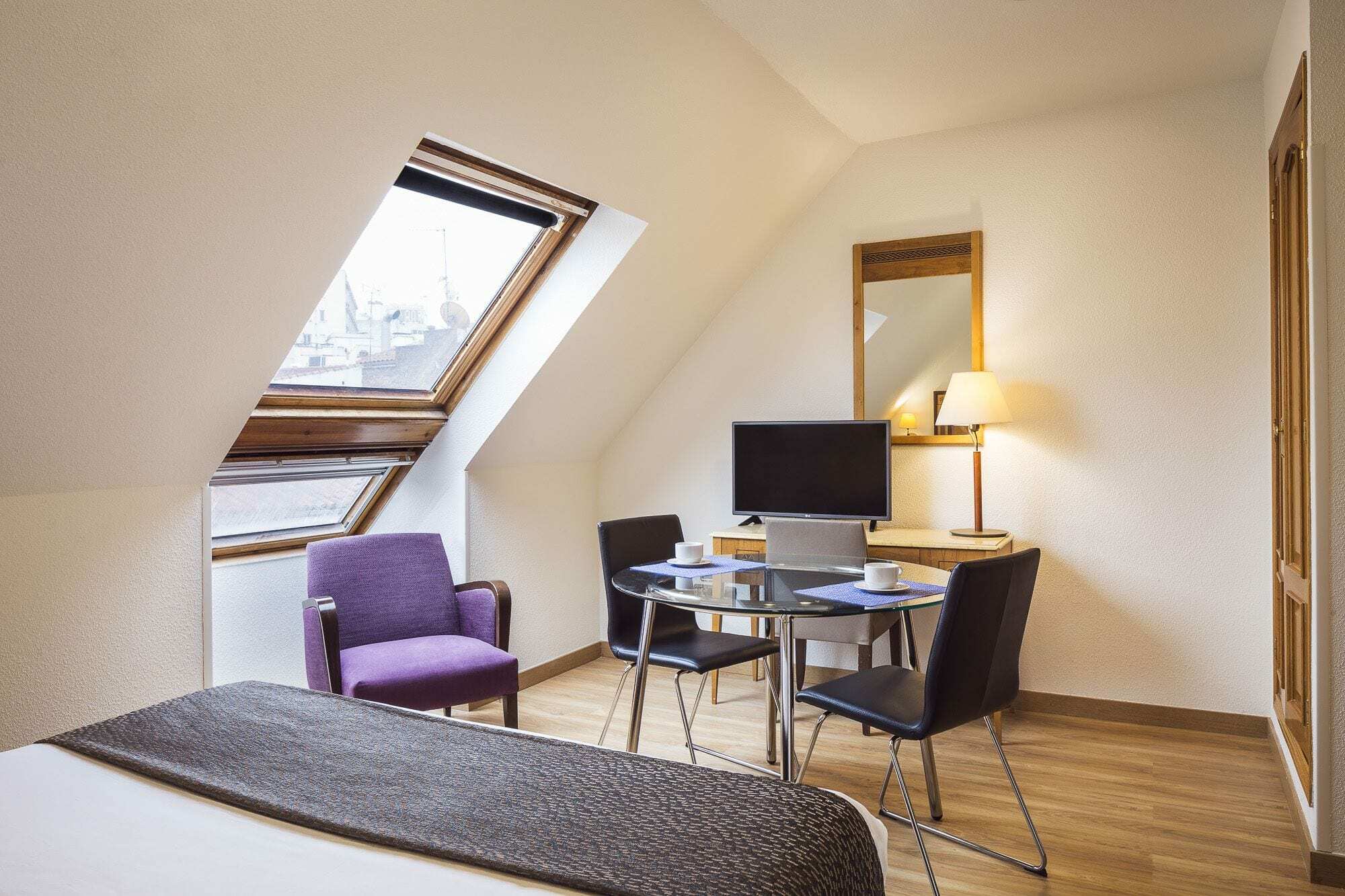 Apartamentos Leganitos Madrid Esterno foto